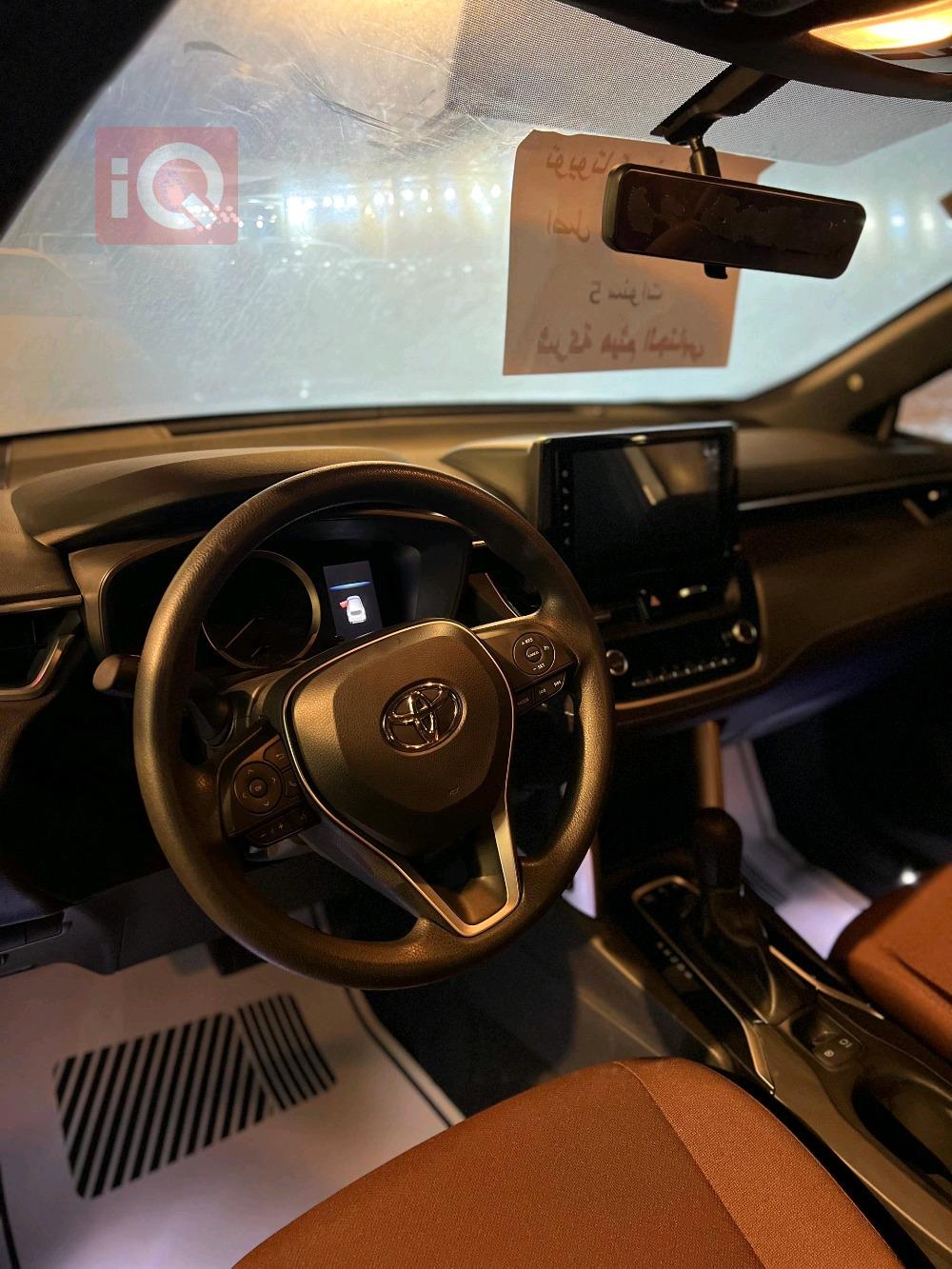 تۆیۆتا کۆرۆلا کرۆس